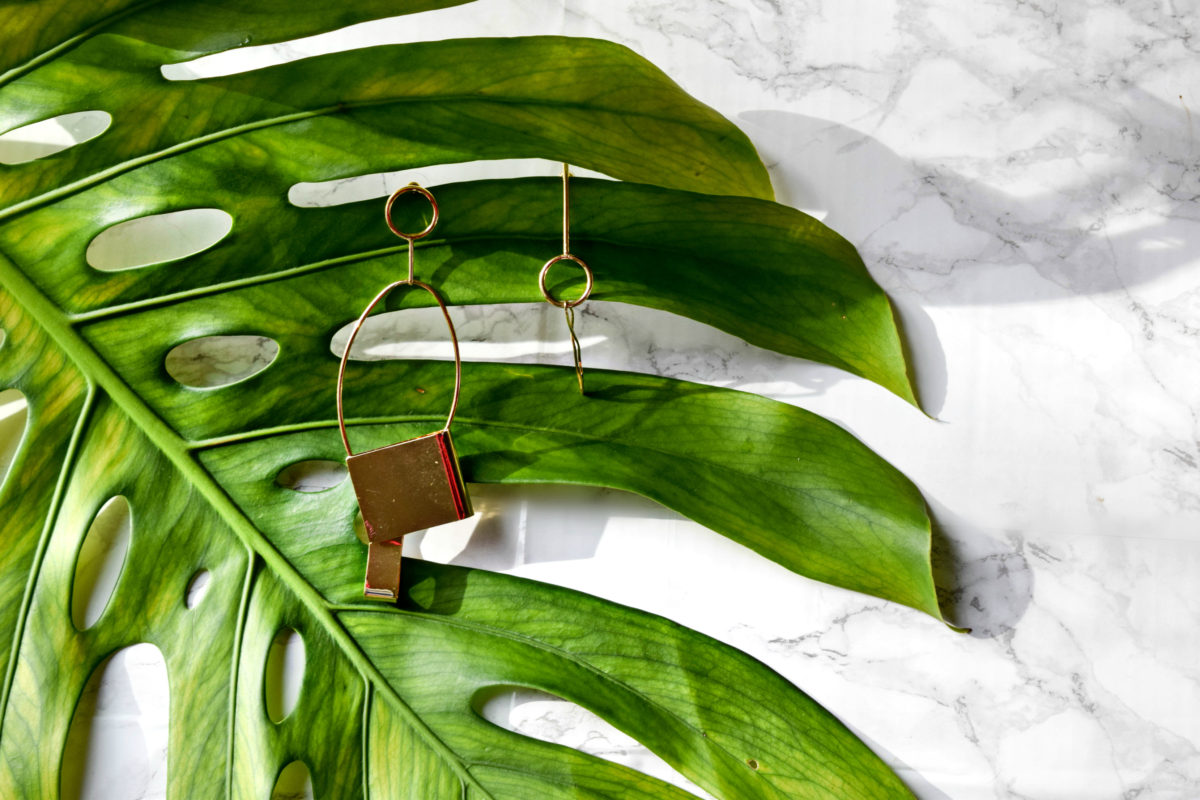 Sleek & Chic-the Best Statement Earrings Under $30 - BloggerNotBillionaire.com Sleek & Chic-the Best Statement Earrings Under $30 - BloggerNotBillionaire.com