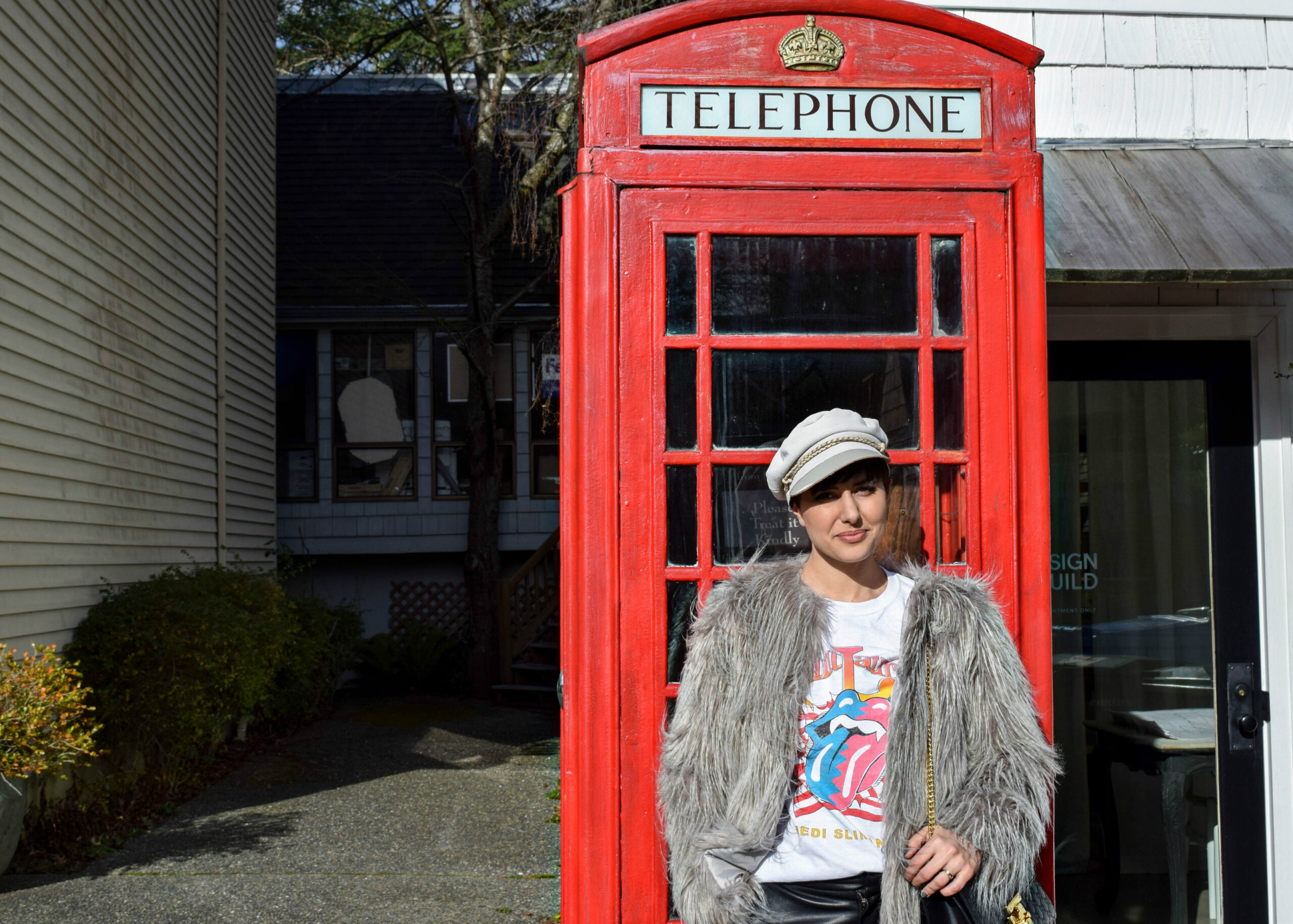 Preparing For London: How to Dress for Your Phone Booth Closeup & Win a Trip to London with Virgin Atlantic