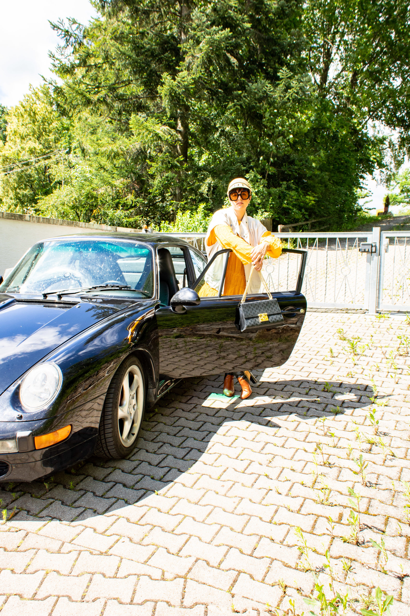 How we shipped our American Porsche 993 C4S to Germany